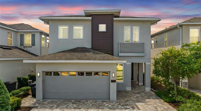 Image No.1-5 Bed Property for sale