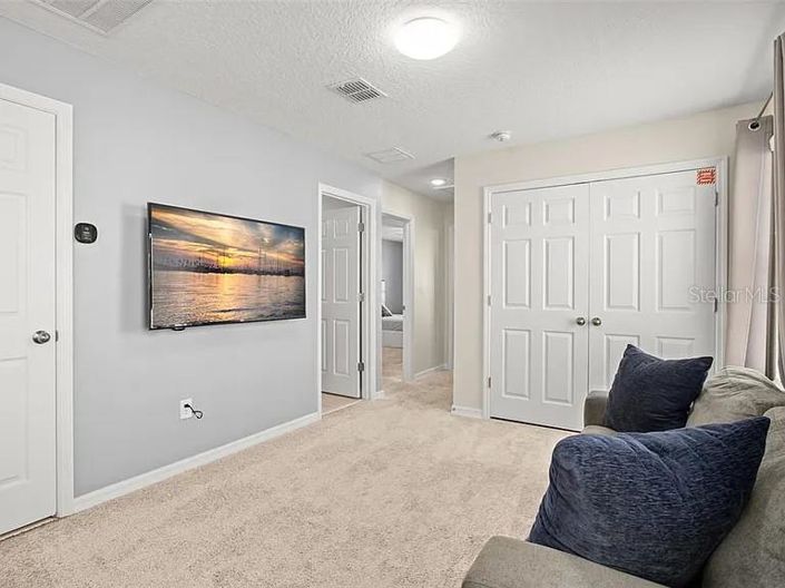 Image No.25-5 Bed Townhouse for sale