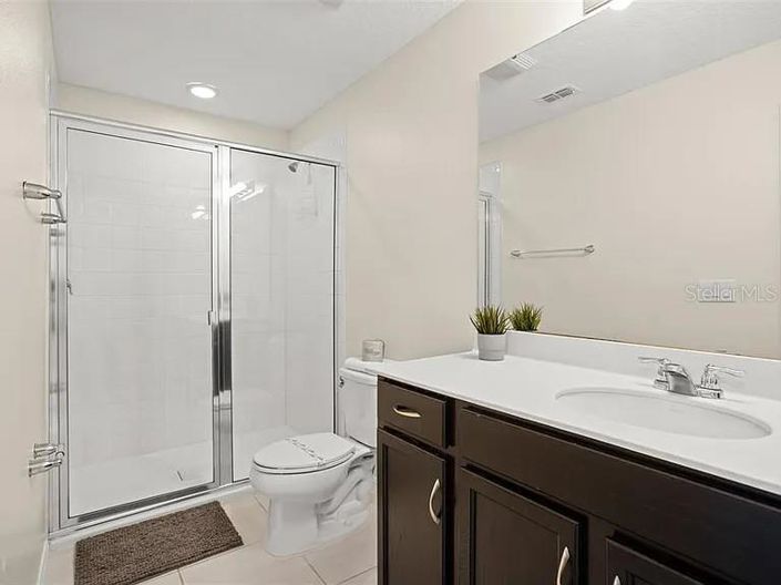 Image No.38-5 Bed Townhouse for sale