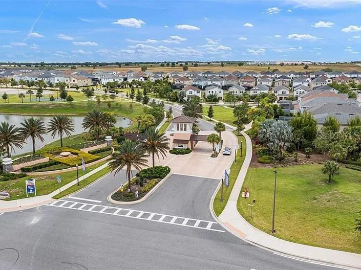 Image No.41-5 Bed Townhouse for sale