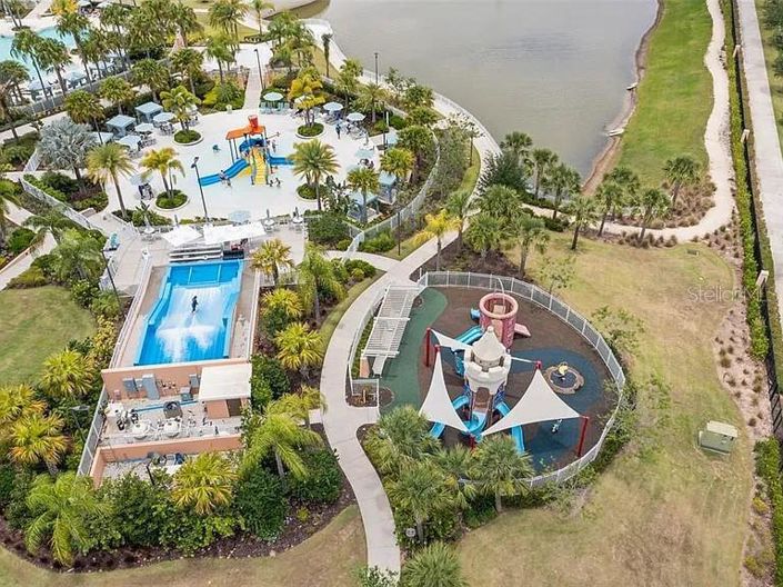 Image No.43-5 Bed Townhouse for sale