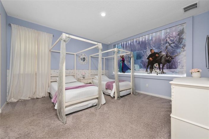 Image No.29-7 Bed Property for sale