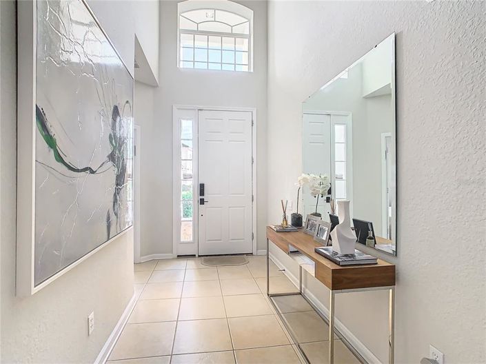 Image No.20-5 Bed Property for sale