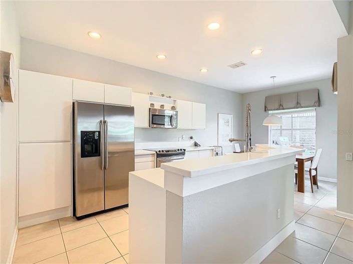 Image No.29-5 Bed Property for sale