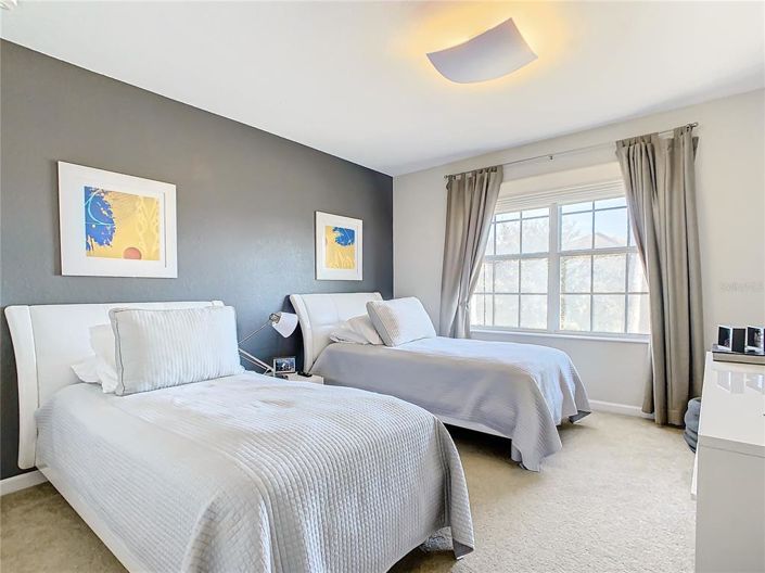 Image No.45-5 Bed Property for sale