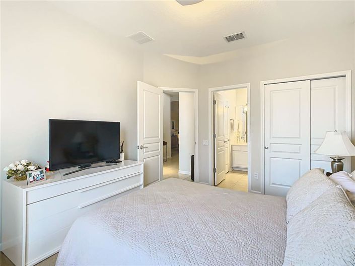 Image No.47-5 Bed Property for sale