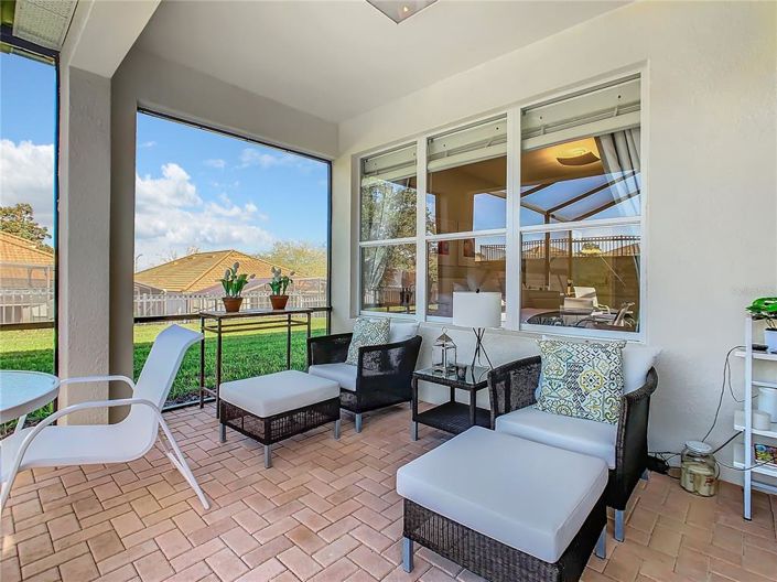 Image No.67-5 Bed Property for sale