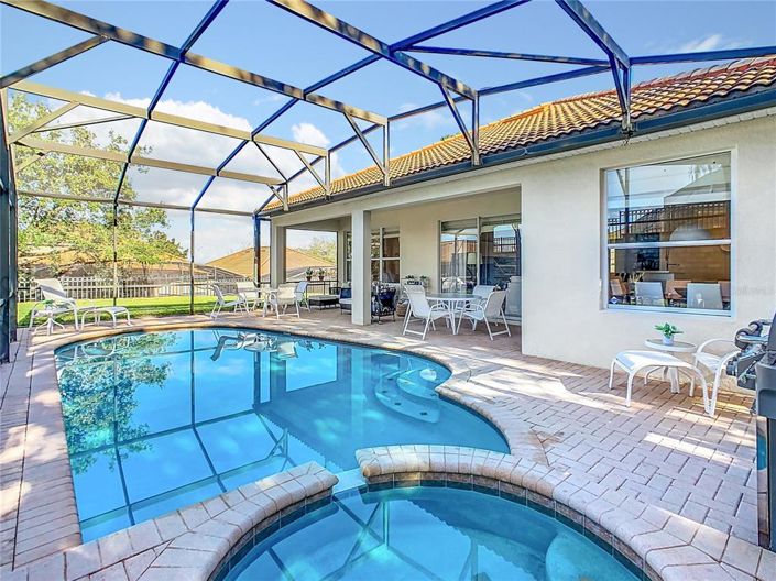 Image No.73-5 Bed Property for sale