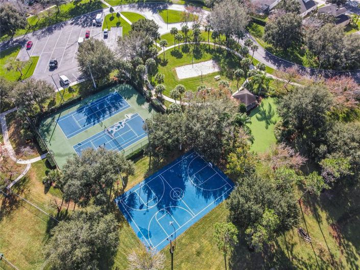 Image No.99-5 Bed Property for sale