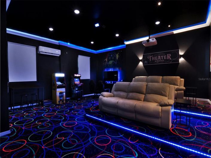 Image No.10-5 Bed Property for sale