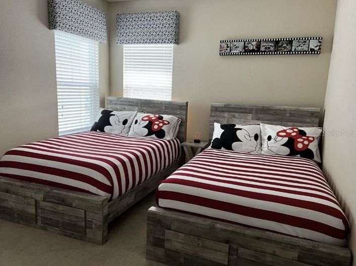 Image No.34-5 Bed Property for sale