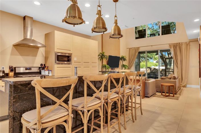 Image No.6-4 Bed Property for sale