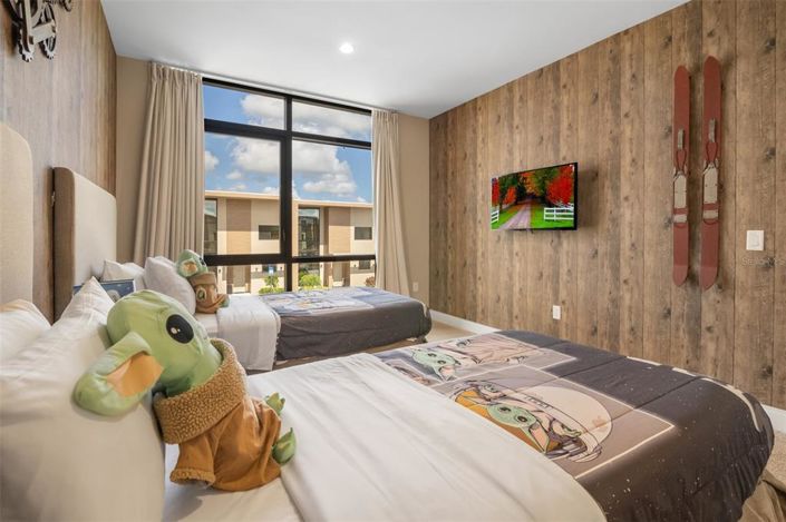 Image No.24-4 Bed Townhouse for sale