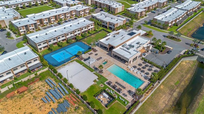 Image No.33-4 Bed Townhouse for sale