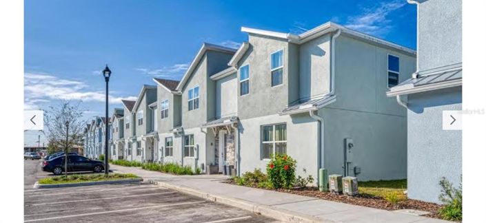 Image No.1-4 Bed Townhouse for sale