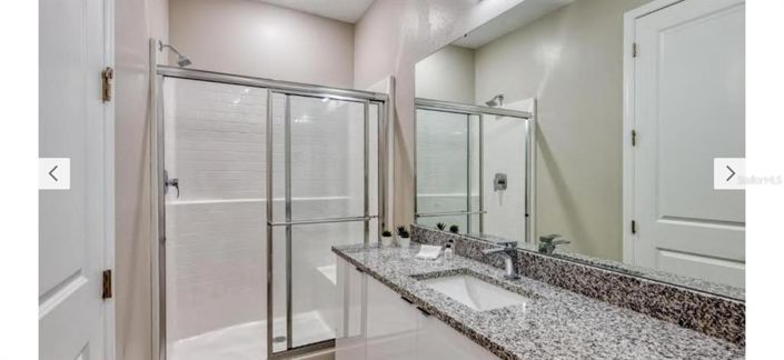 Image No.16-4 Bed Townhouse for sale