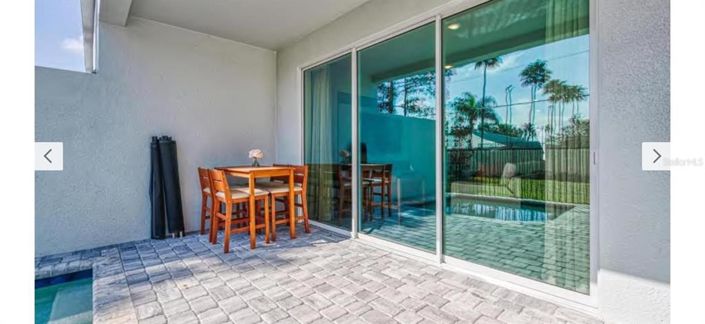 Image No.21-4 Bed Townhouse for sale