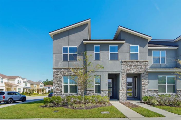 Image No.1-5 Bed Townhouse for sale