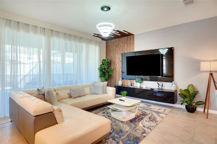 Image No.10-5 Bed Townhouse for sale