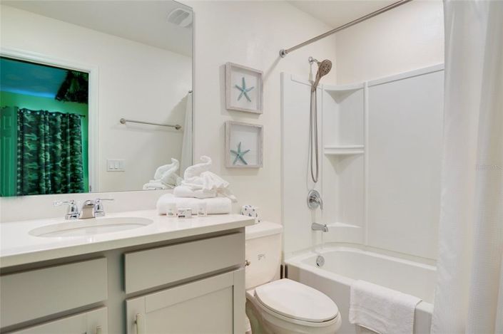 Image No.18-5 Bed Townhouse for sale