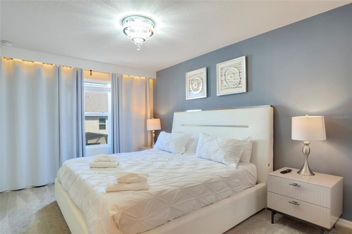 Image No.19-5 Bed Townhouse for sale