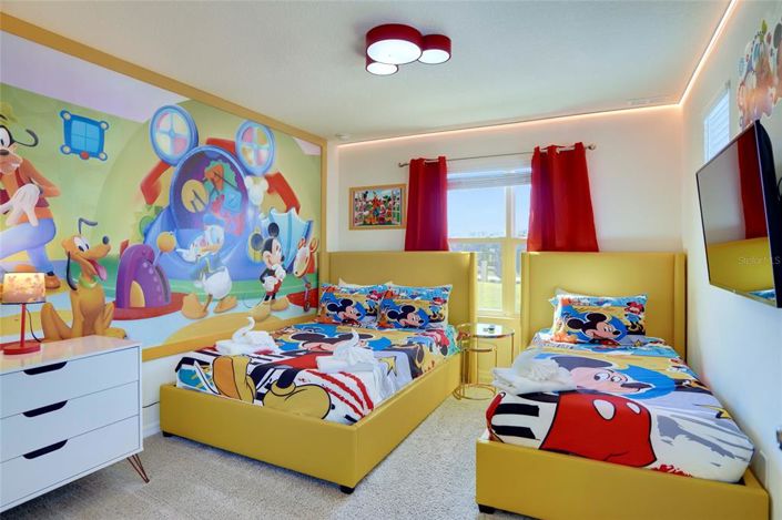 Image No.24-5 Bed Townhouse for sale