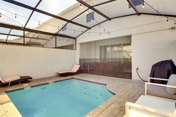 Image No.29-5 Bed Townhouse for sale