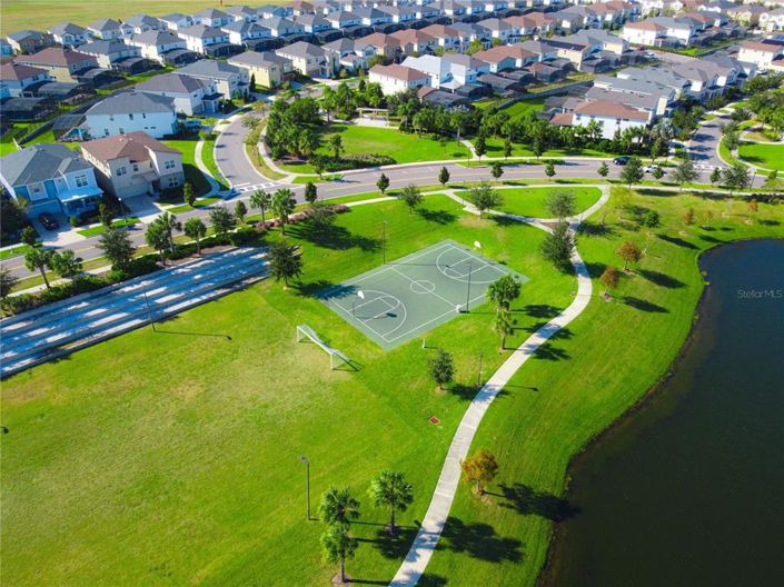 Image No.36-5 Bed Townhouse for sale