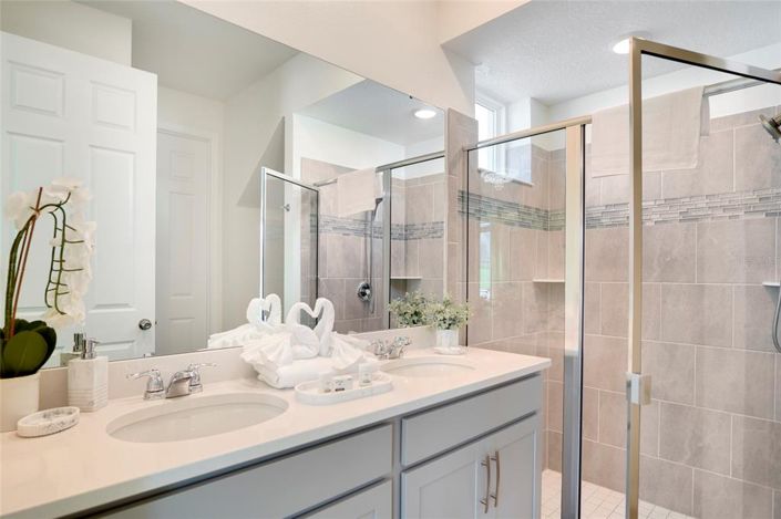 Image No.5-5 Bed Townhouse for sale