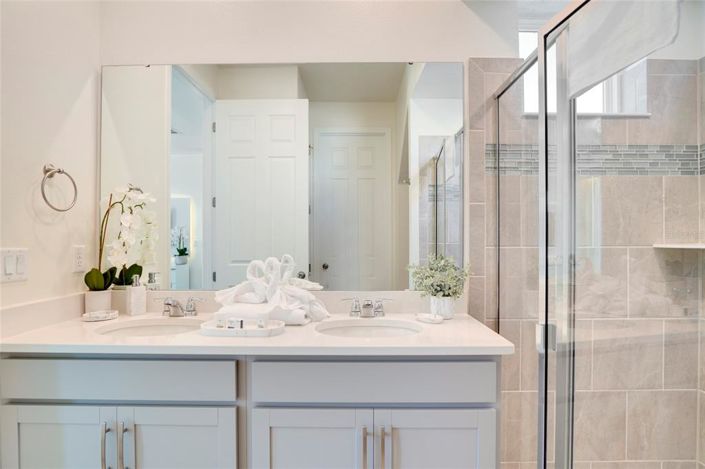 Image No.6-5 Bed Townhouse for sale