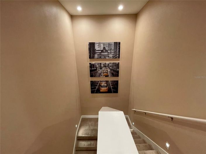 Image No.15-4 Bed Townhouse for sale