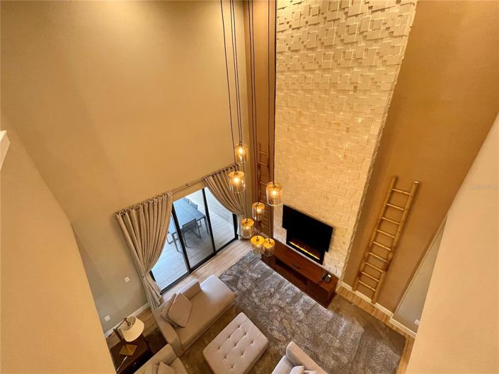 Image No.16-4 Bed Townhouse for sale