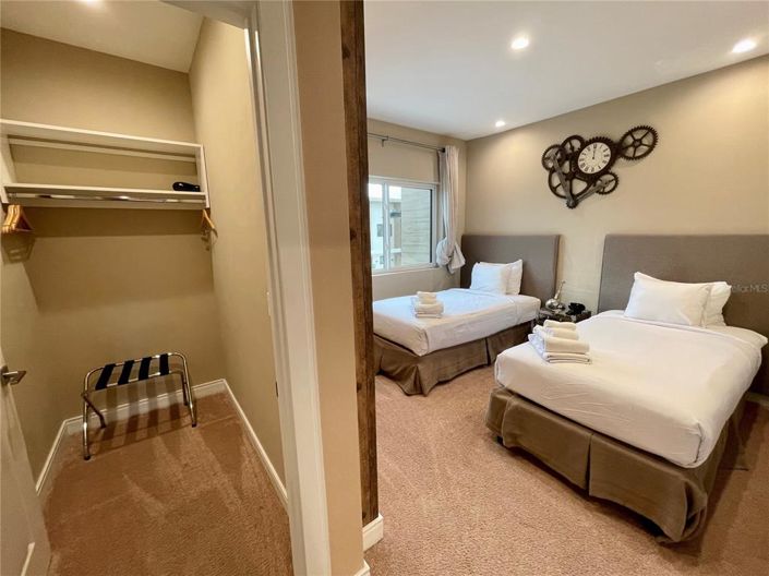 Image No.21-4 Bed Townhouse for sale