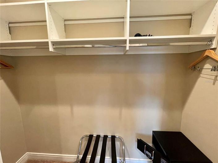 Image No.26-4 Bed Townhouse for sale