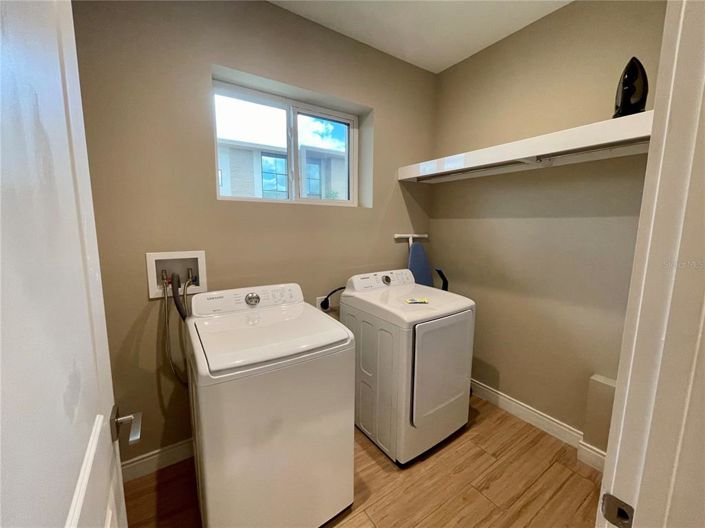 Image No.6-4 Bed Townhouse for sale