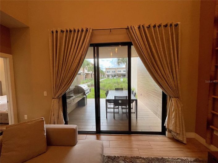 Image No.9-4 Bed Townhouse for sale