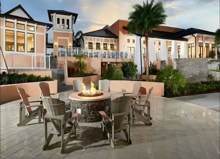 Image No.26-6 Bed Property for sale