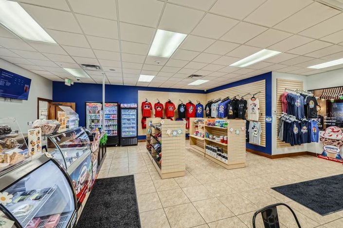 Image No.44-6 Bed Property for sale