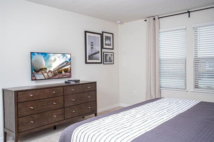 Image No.28-5 Bed Townhouse for sale