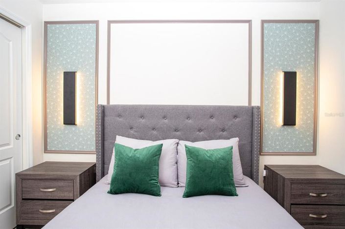 Image No.45-5 Bed Townhouse for sale