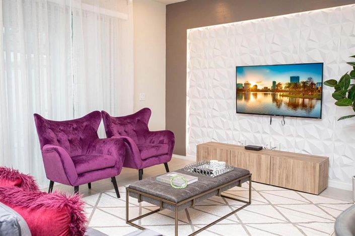 Image No.8-5 Bed Townhouse for sale