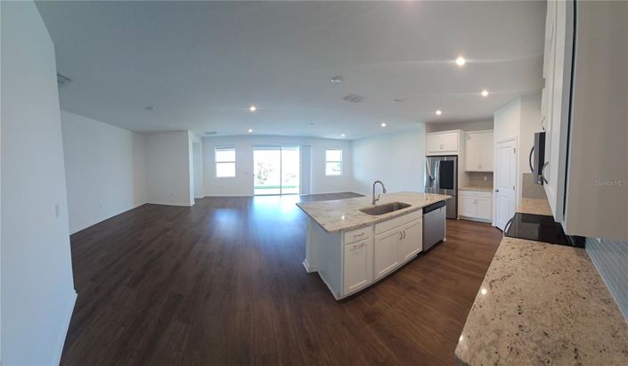 Image No.11-4 Bed Property for sale