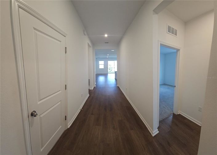 Image No.12-4 Bed Property for sale