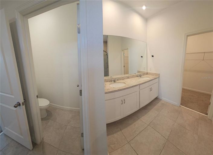 Image No.28-4 Bed Property for sale