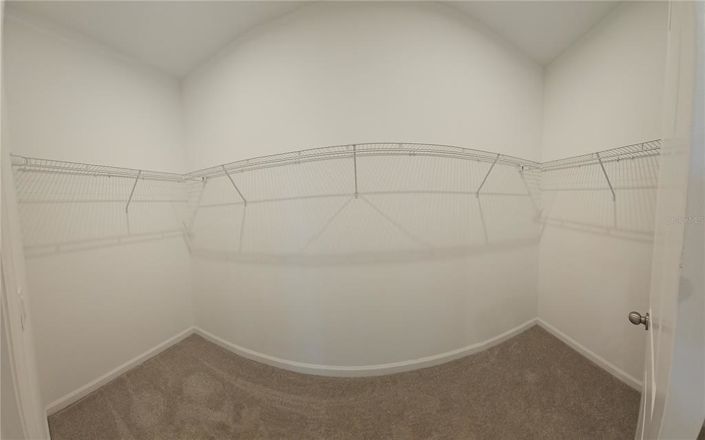 Image No.30-4 Bed Property for sale