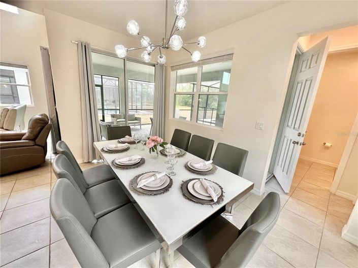 Image No.12-5 Bed Property for sale