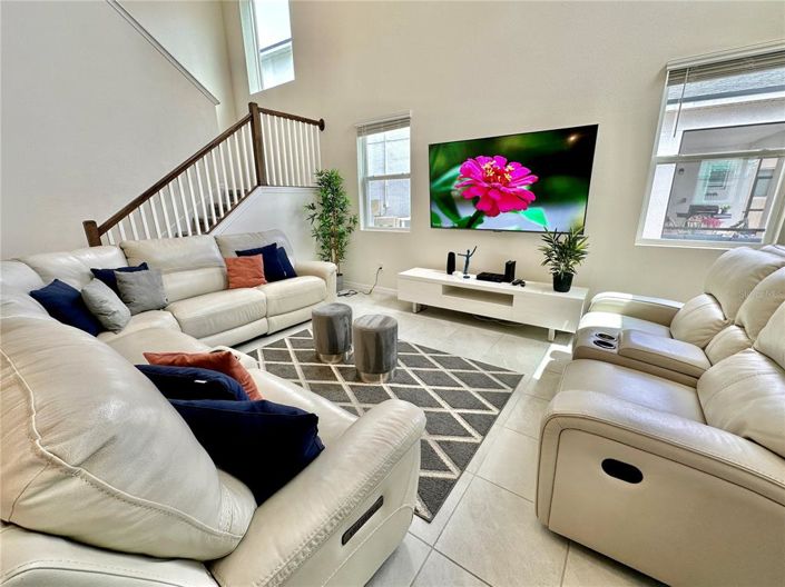 Image No.15-5 Bed Property for sale