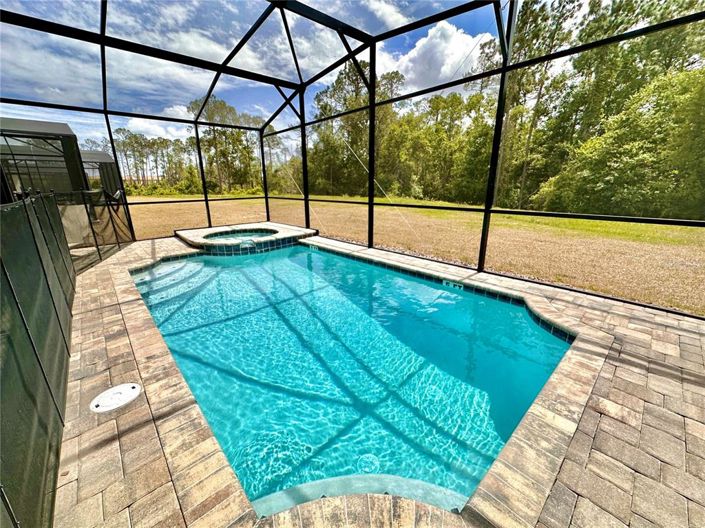 Image No.19-5 Bed Property for sale