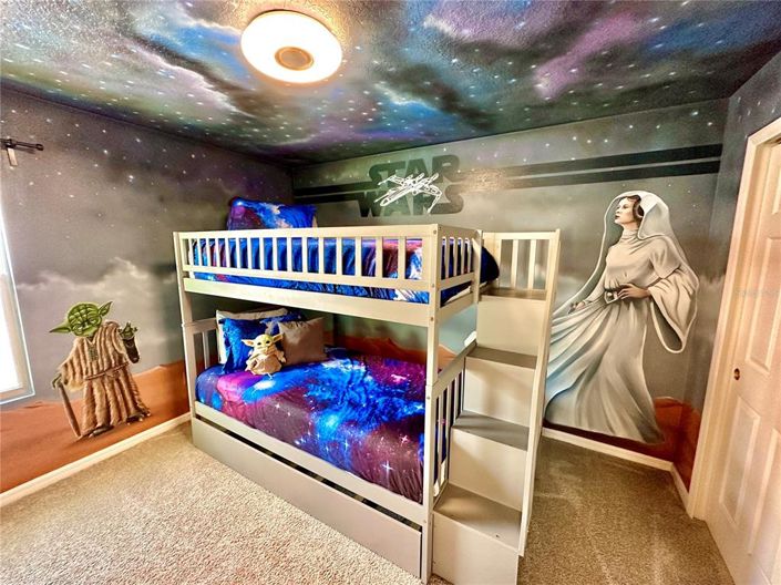 Image No.32-5 Bed Property for sale