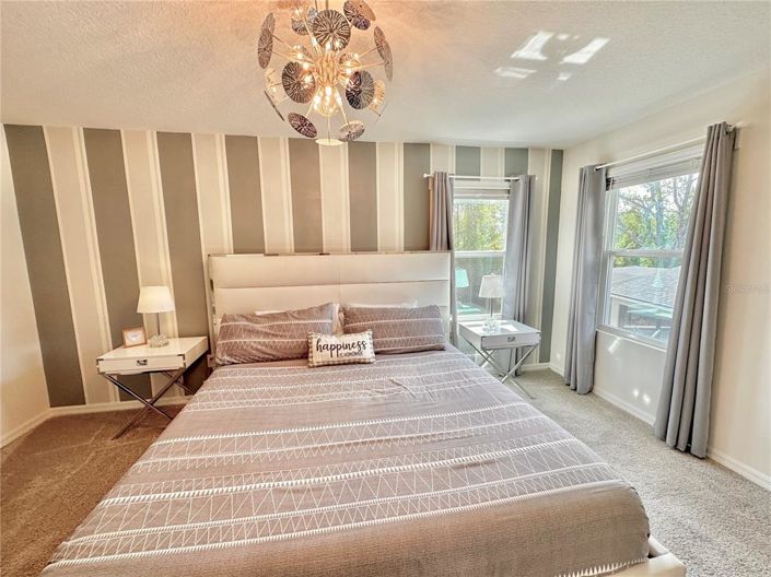 Image No.40-5 Bed Property for sale